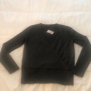 NWT Ann Taylor Vneck long sleeve dressy sweater black with sparkles size small
